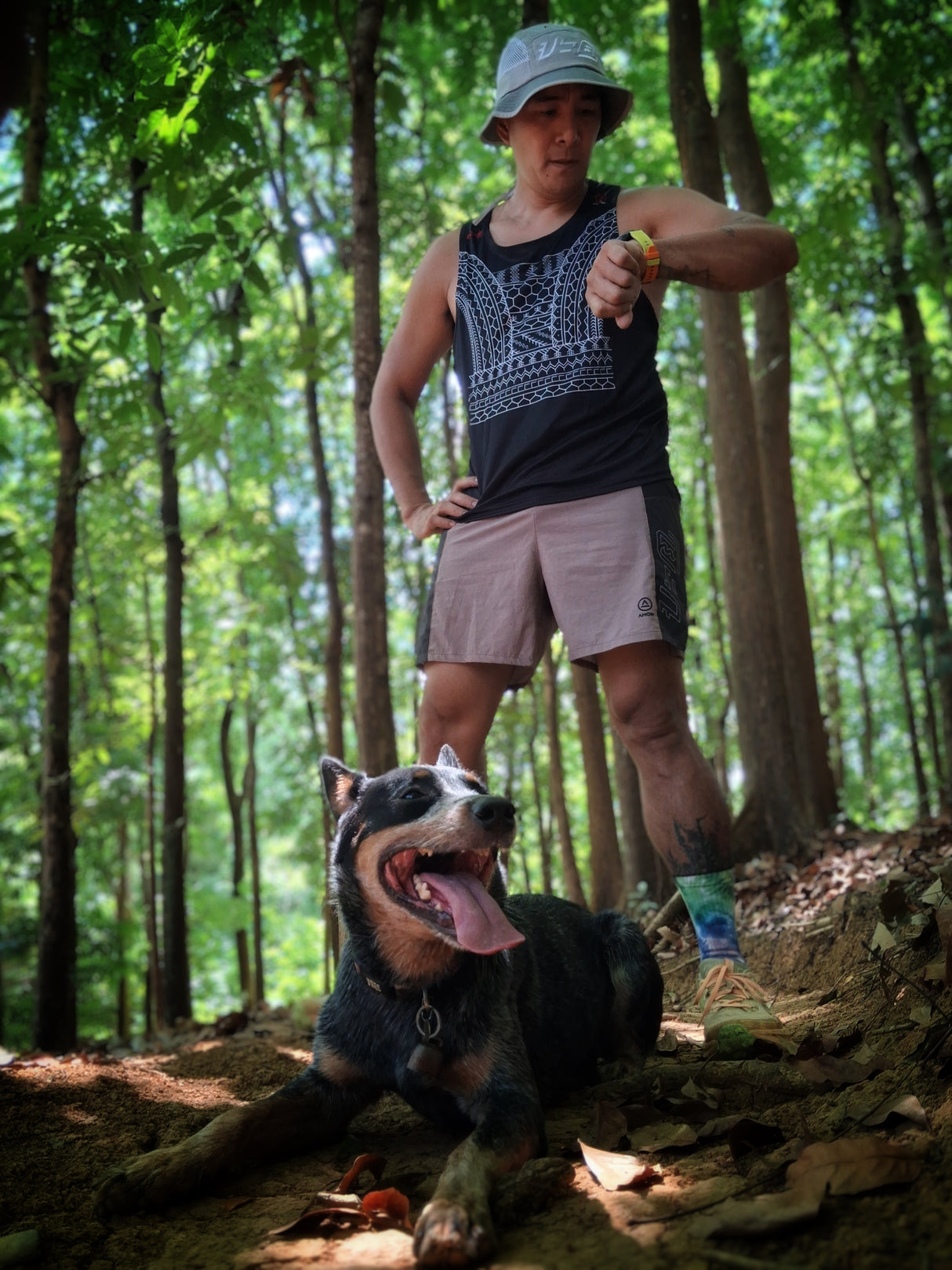 Feather Light Baluti Singlet — Black