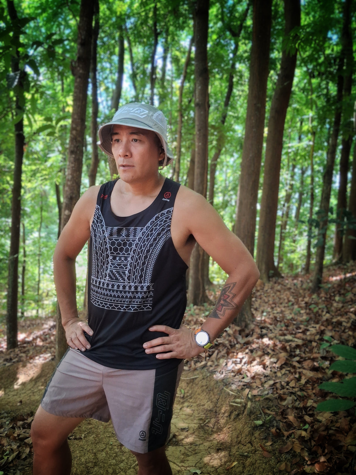 Feather Light Baluti Singlet — Black