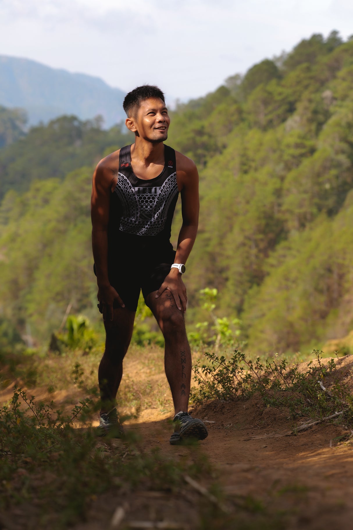 Feather Light Baluti Singlet — Black