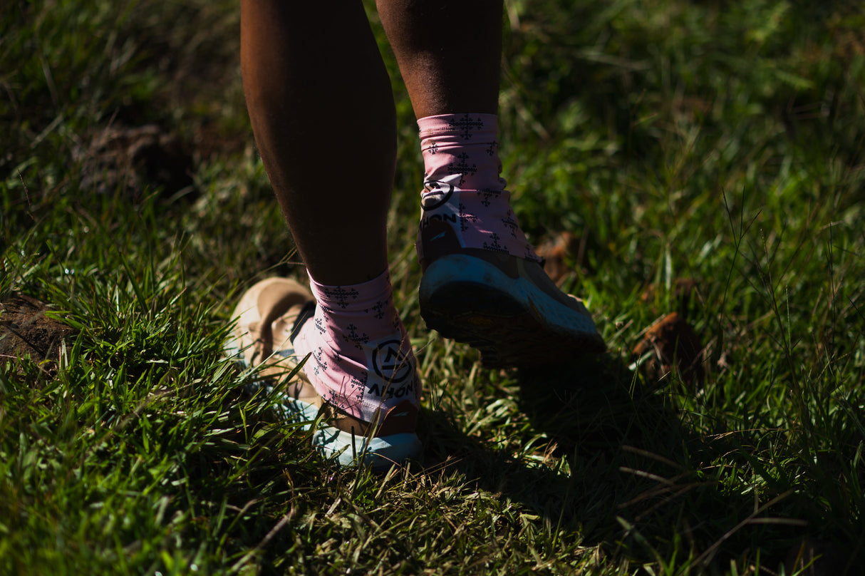 Apo 1 Trail Running Gaiters worn by a trail runner, showing design and fabric texture.