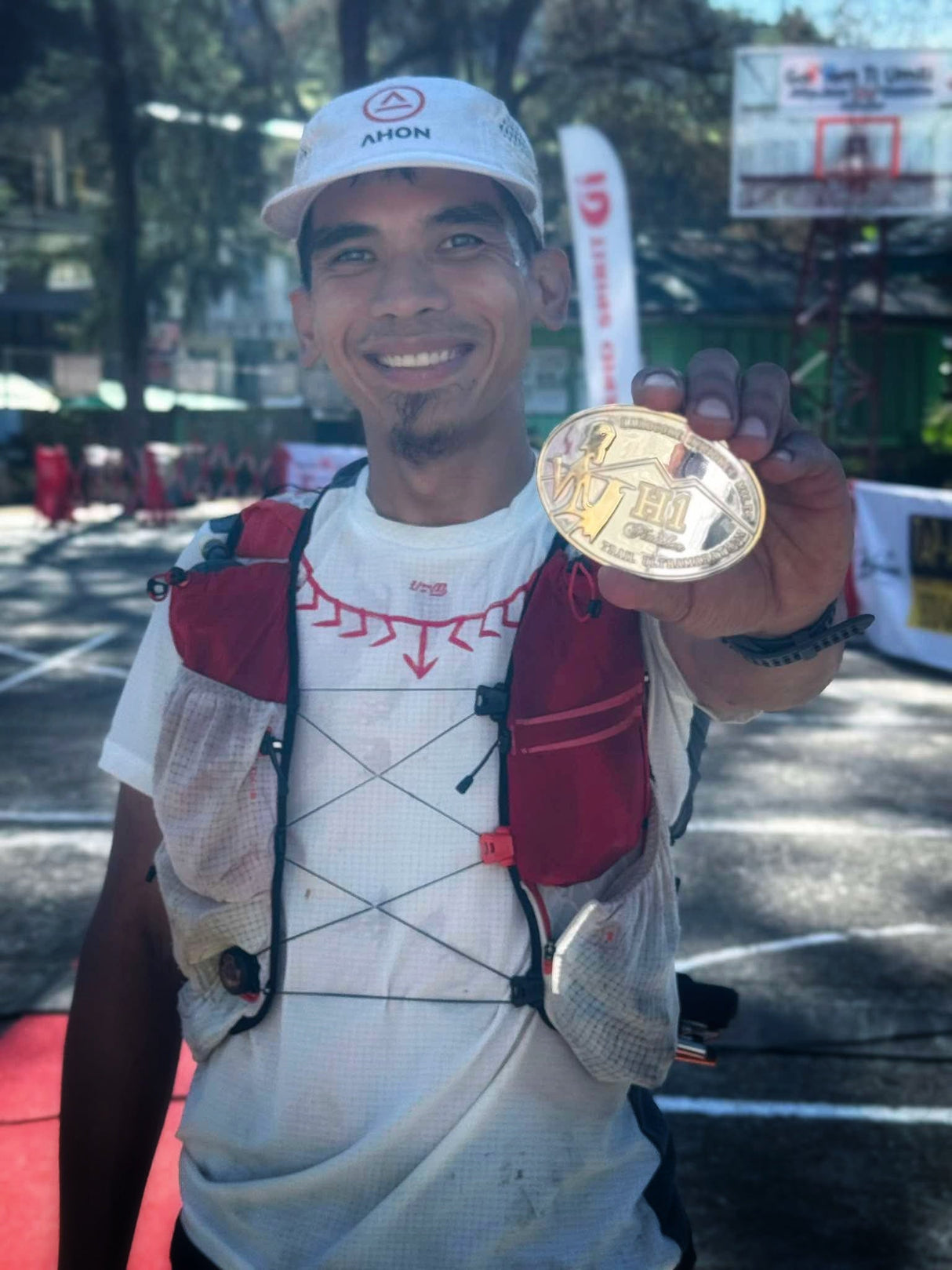 Koling Super Light SS Shirt layered under running vest, trail-ready race day setup