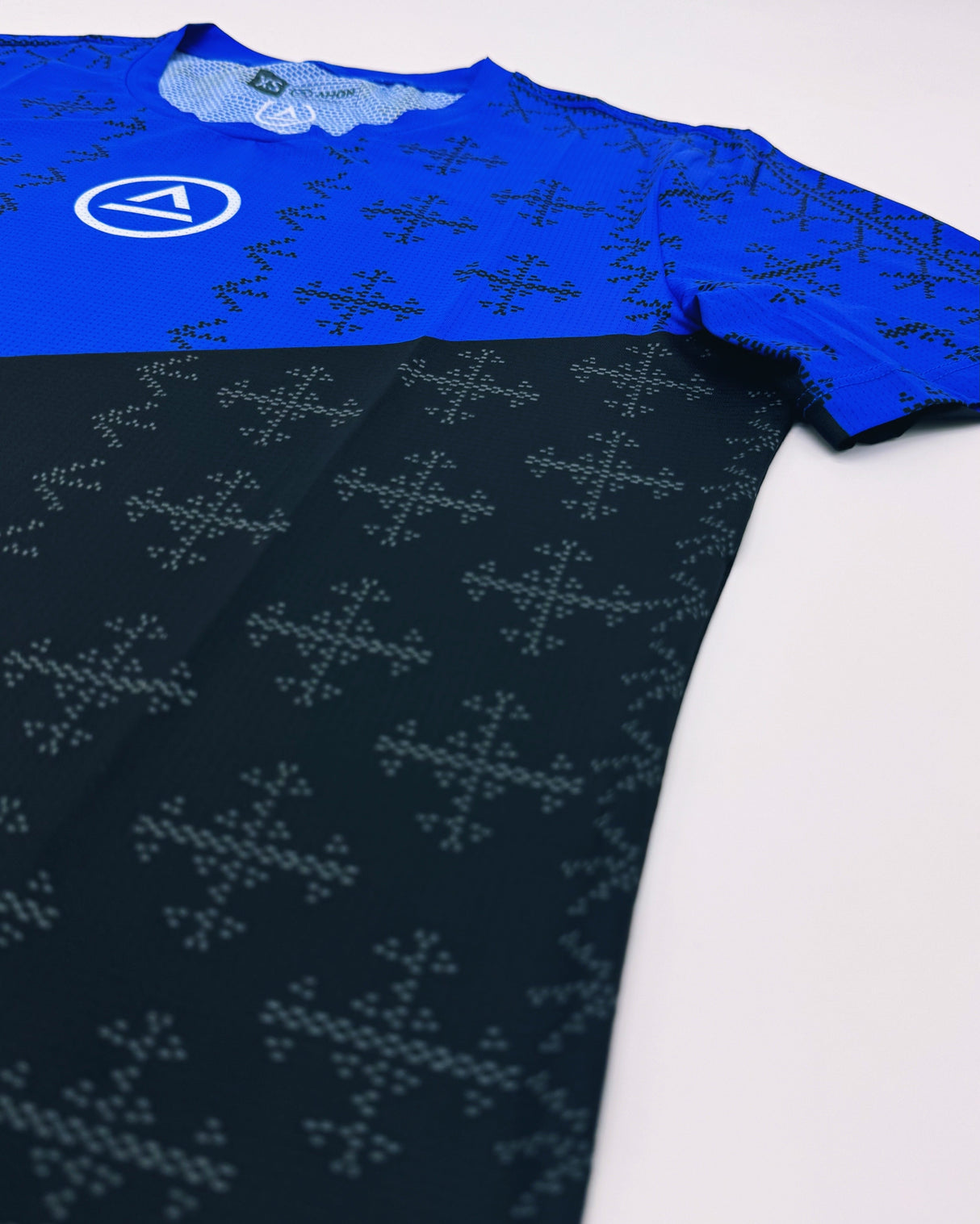 Layag Ultra Light SS shirt - blue/black - Ahon.ph