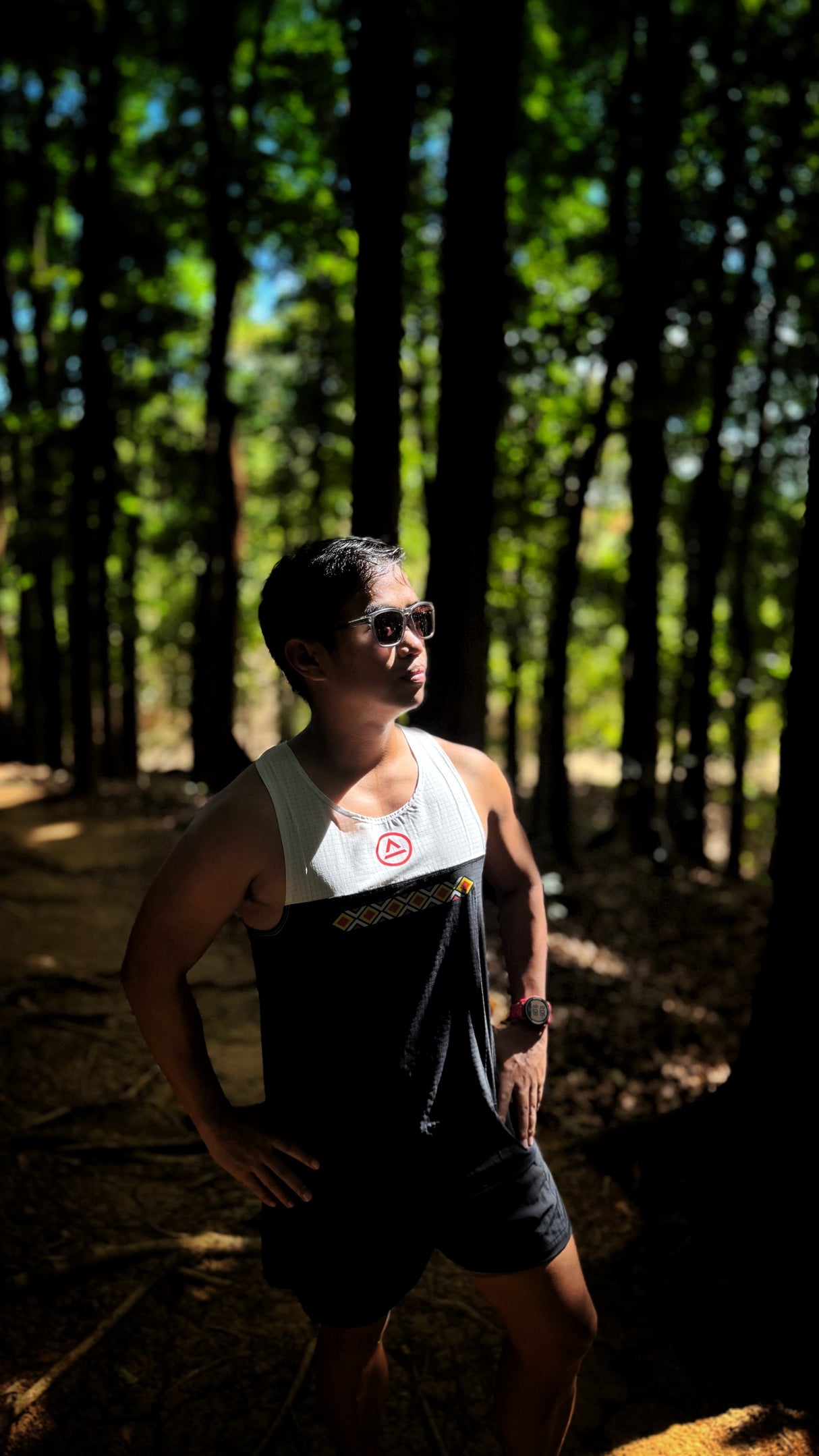 Lakan Super Light Singlet (charcoal/cream) - unisex