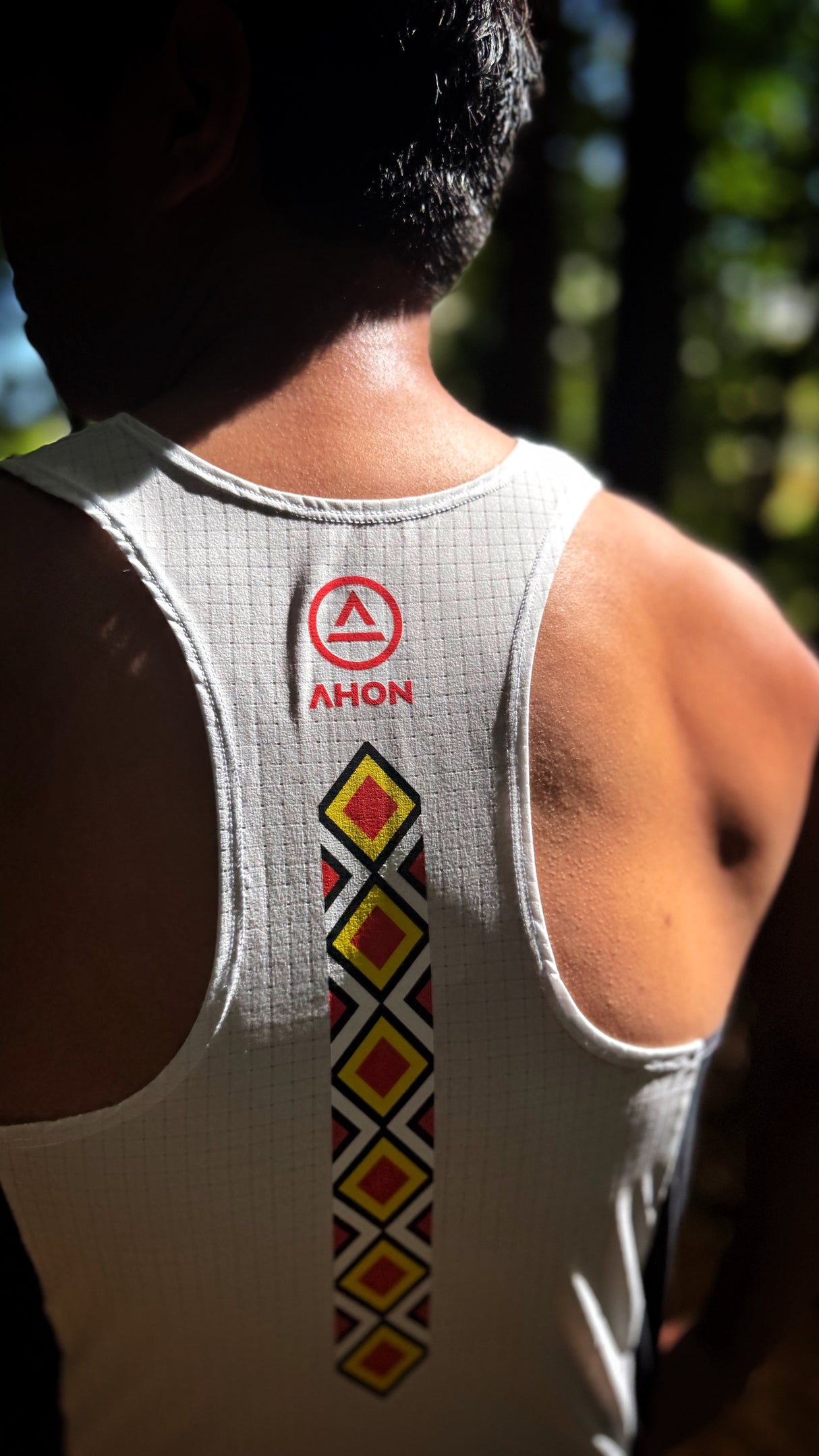 Lakan Super Light Singlet (charcoal/cream) - unisex