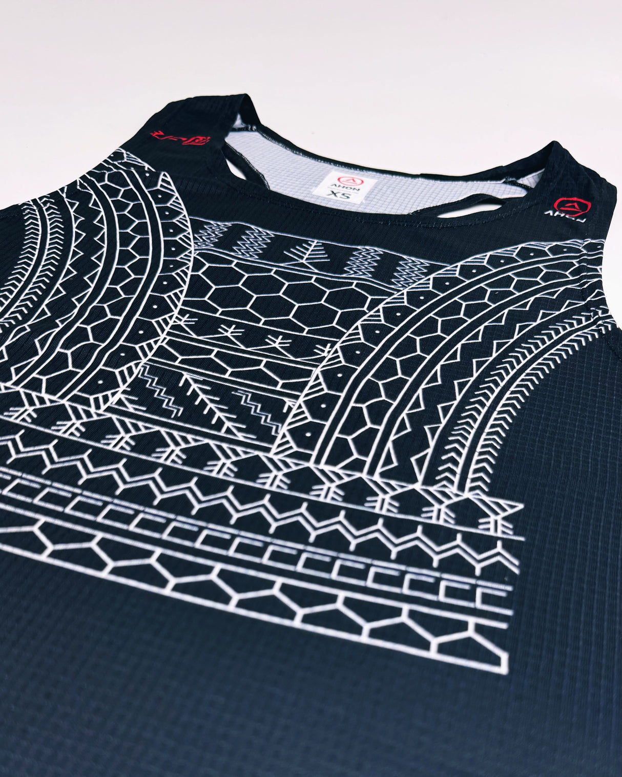 Feather Light Baluti Singlet — Black - Ahon.ph